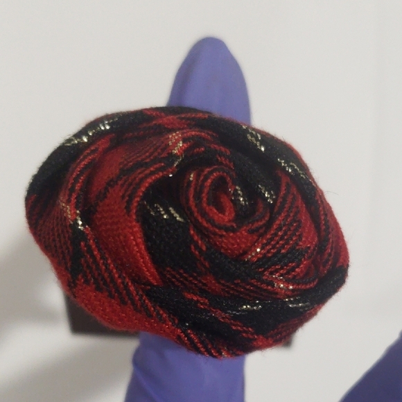 Charlotte Russe Silver tone Red & Black Ring Sized 8 - Women's Fashion Jewelry - Picture 8 of 9